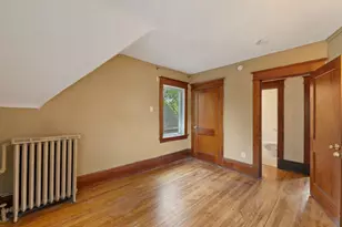 985 5th St E, Saint Paul, MN 55106 - Photo 15
