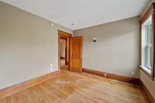 985 5th St E, Saint Paul, MN 55106 - Photo 13