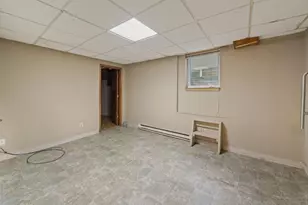 985 5th St E, Saint Paul, MN 55106 - Photo 17