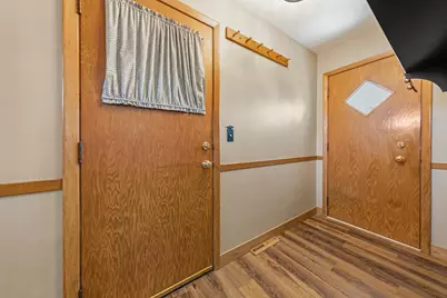 808 Hillcrest Drive, Montgomery, MN 56069 - Photo 17