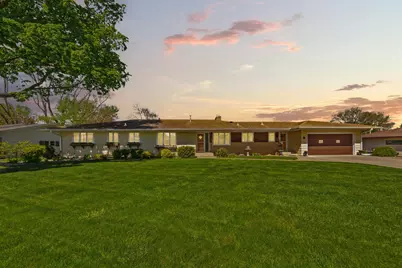 808 Hillcrest Drive, Montgomery, MN 56069 - Photo 1