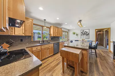 808 Hillcrest Drive, Montgomery, MN 56069 - Photo 3