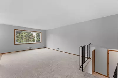 10276 Winter Place, Eden Prairie, MN 55347 - Photo 11