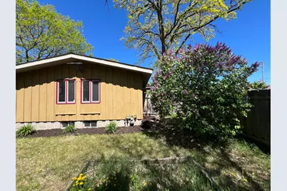 122 Craig Way NE, Fridley, MN 55432 - Photo 9