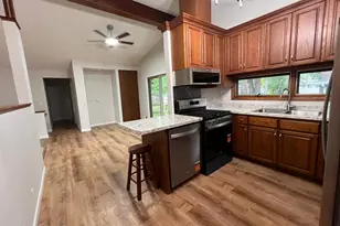 122 Craig Way NE, Fridley, MN 55432 - Photo 11
