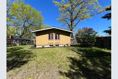 122 Craig Way NE, Fridley, MN 55432 - Photo 9