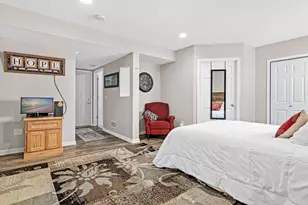 421 E Lake St, Waconia, MN 55387 - Photo 19