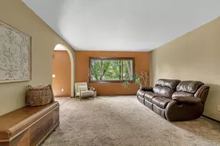 2156 Morningside Dr NE, Saint Cloud, MN 56304 - Photo 3
