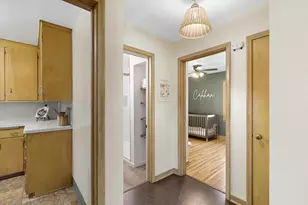 582 36 1/2 Ave NE, Minneapolis, MN 55418 - Photo 5