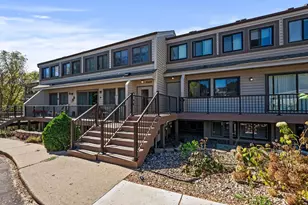 8948 Neill Lake Rd, Eden Prairie, MN 55347 - Photo 13