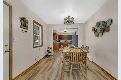 709 S Miller Avenue, Litchfield, MN 55355 - Photo 7