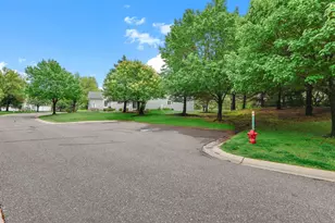 11256 Providence Ln, Eden Prairie, MN 55344 - Photo 31