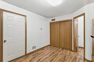 11256 Providence Ln, Eden Prairie, MN 55344 - Photo 11