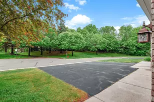 11256 Providence Ln, Eden Prairie, MN 55344 - Photo 33
