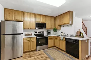 11256 Providence Ln, Eden Prairie, MN 55344 - Photo 11