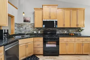 4302 McColl Dr, Savage, MN 55378 - Photo 19