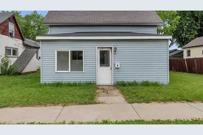 417 1st Street SW, Wadena, MN 56482 - Photo 1