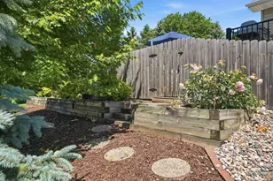 9644 Tree Farm Rd, Eden Prairie, MN 55347 - Photo 59