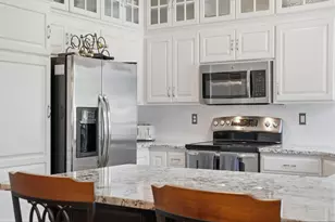 9644 Tree Farm Rd, Eden Prairie, MN 55347 - Photo 5