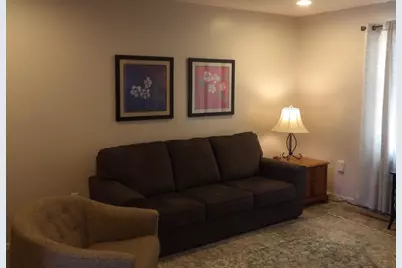 870 W Village Circle SE, Rochester, MN 55904 - Photo 9
