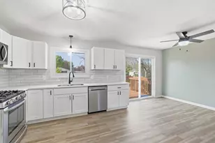 8016 81st Ave N, Brooklyn Park, MN 55445 - Photo 3