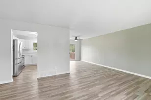 8016 81st Ave N, Brooklyn Park, MN 55445 - Photo 7