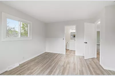 8016 81st Avenue N, Brooklyn Park, MN 55445 - Photo 11