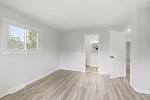 8016 81st Ave N, Brooklyn Park, MN 55445 - Photo 11