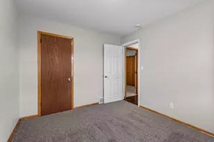1633 Sherwood Ave, Saint Paul, MN 55106 - Photo 19
