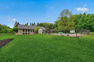 5737 N Highlands Ct, Lake Elmo, MN 55042 - Photo 49