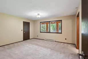 5737 N Highlands Ct, Lake Elmo, MN 55042 - Photo 25