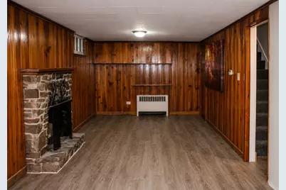2434 9th Avenue E, Hibbing, MN 55746 - Photo 5