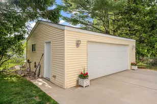 108 14th St SE, Austin, MN 55912 - Photo 7