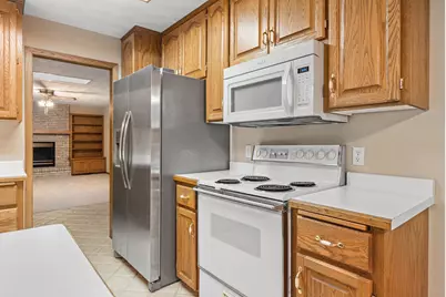 307 14th Place NW, Austin, MN 55912 - Photo 15