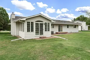 307 14th Pl NW, Austin, MN 55912 - Photo 5