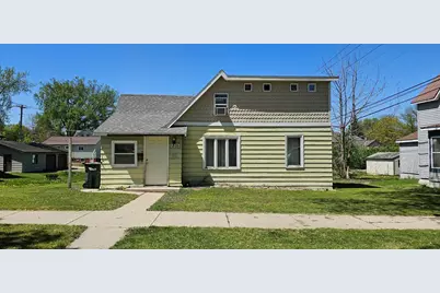 714 S Oak Street, Fergus Falls, MN 56537 - Photo 1
