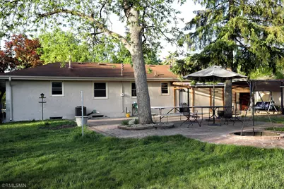 3000 Ohenry Road, Brooklyn Center, MN 55429 - Photo 3