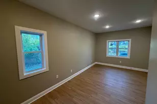 892 4th St E, Saint Paul, MN 55106 - Photo 7