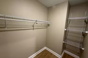 892 4th St E, Saint Paul, MN 55106 - Photo 19