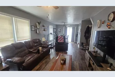 1208 5th Avenue NW, Austin, MN 55912 - Photo 9