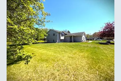 1230 Lenore Way, Fergus Falls, MN 56537 - Photo 3