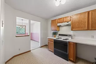 4061 Maureen Dr NE, Columbia Heights, MN 55421 - Photo 15