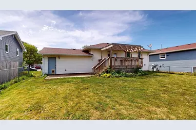 107 9th Avenue NE, Dodge Center, MN 55927 - Photo 57