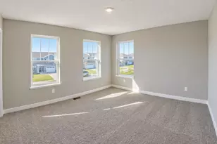 2013 Aquarius Dr, Shakopee, MN 55379 - Photo 27