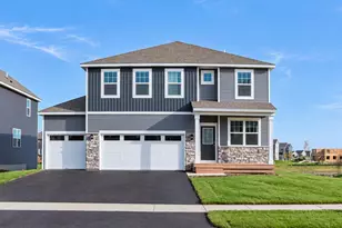 2013 Aquarius Dr, Shakopee, MN 55379 - Photo 1