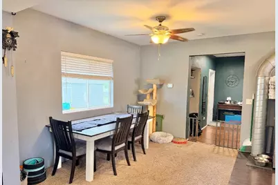 831 S 4th Avenue, Albert Lea, MN 56007 - Photo 5