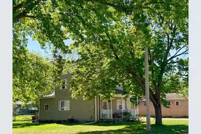 831 S 4th Avenue, Albert Lea, MN 56007 - Photo 3