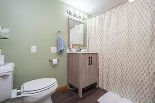 906 14th St N, Moorhead, MN 56560 - Photo 23