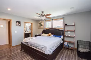 906 14th St N, Moorhead, MN 56560 - Photo 11