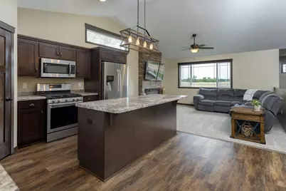 7956 325th Avenue NW, Princeton, MN 55371 - Photo 5
